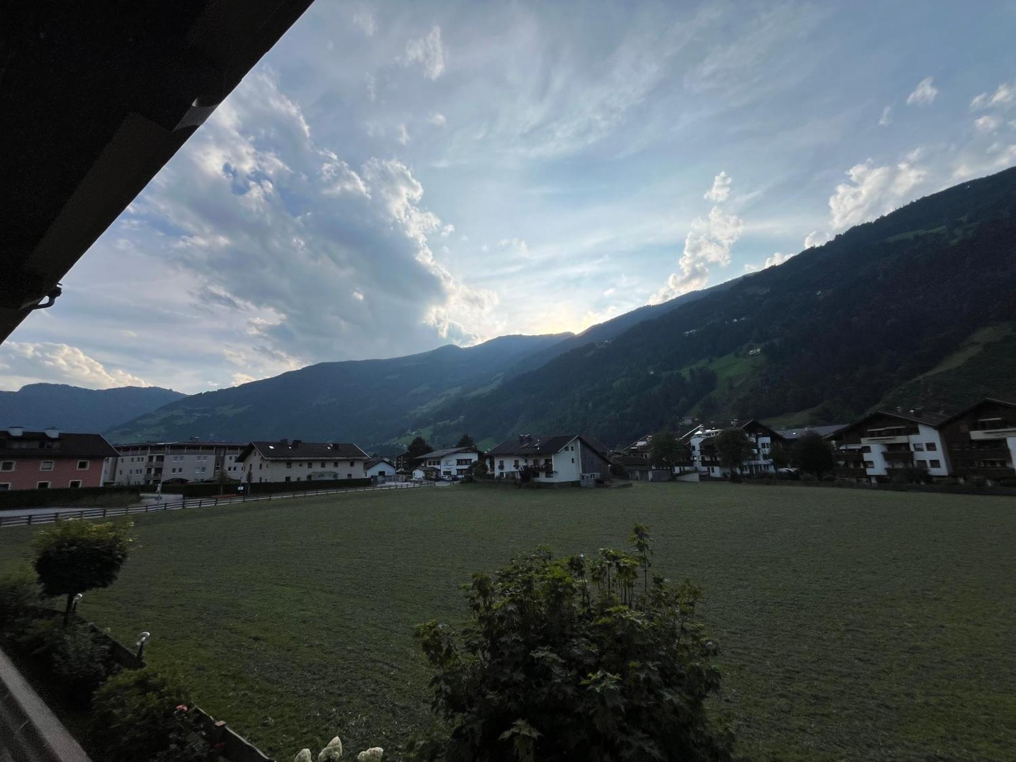 Zell Views Apartments Zell am Ziller Eksteriør billede